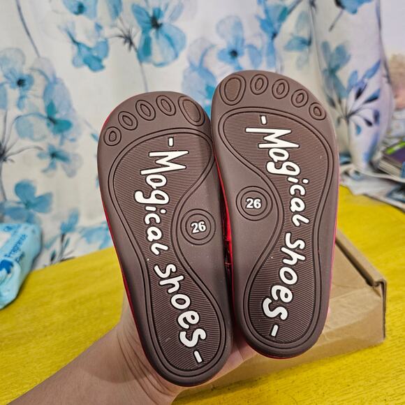 Magical Shoes Children's Barefoot Shoes Coco Red EU 26 US Kids 10 NEW NEVER WORN - Picture 6 of 7